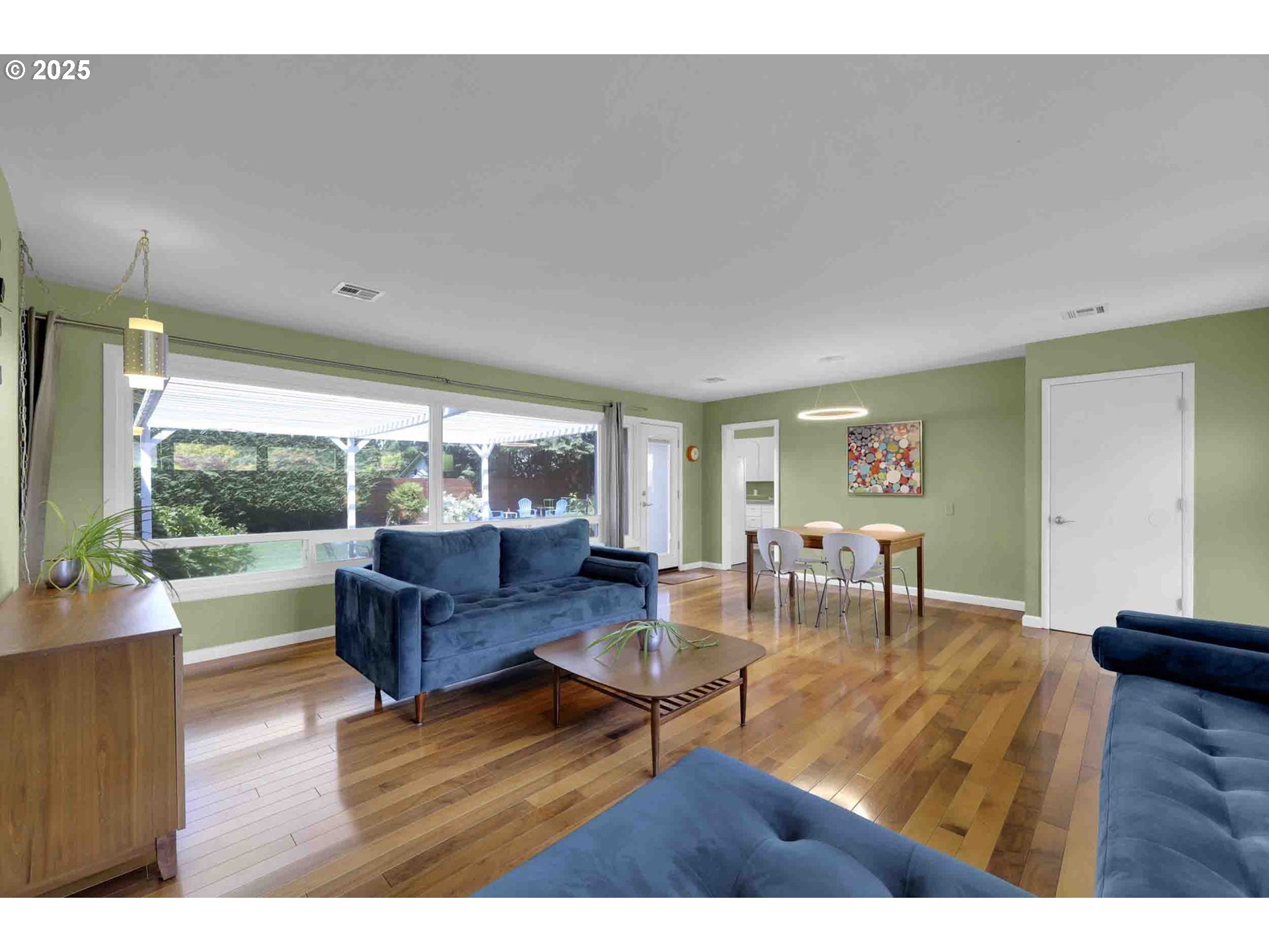 1296 Evergreen Drive Eugene, OR 97404 - Photo 7 of 40