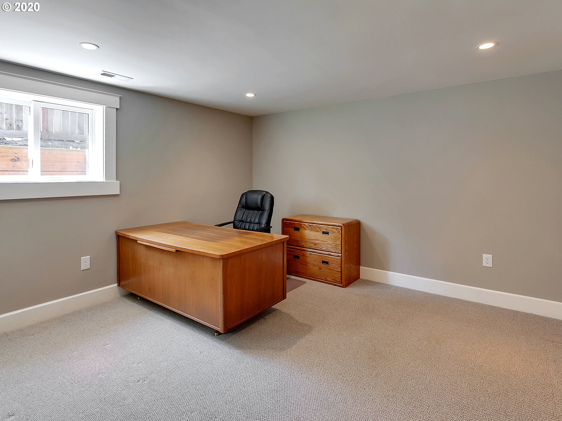 1050 Southwest Stephenson Street Portland, OR 97219 - Photo 20 of 32 Gallery Image 20