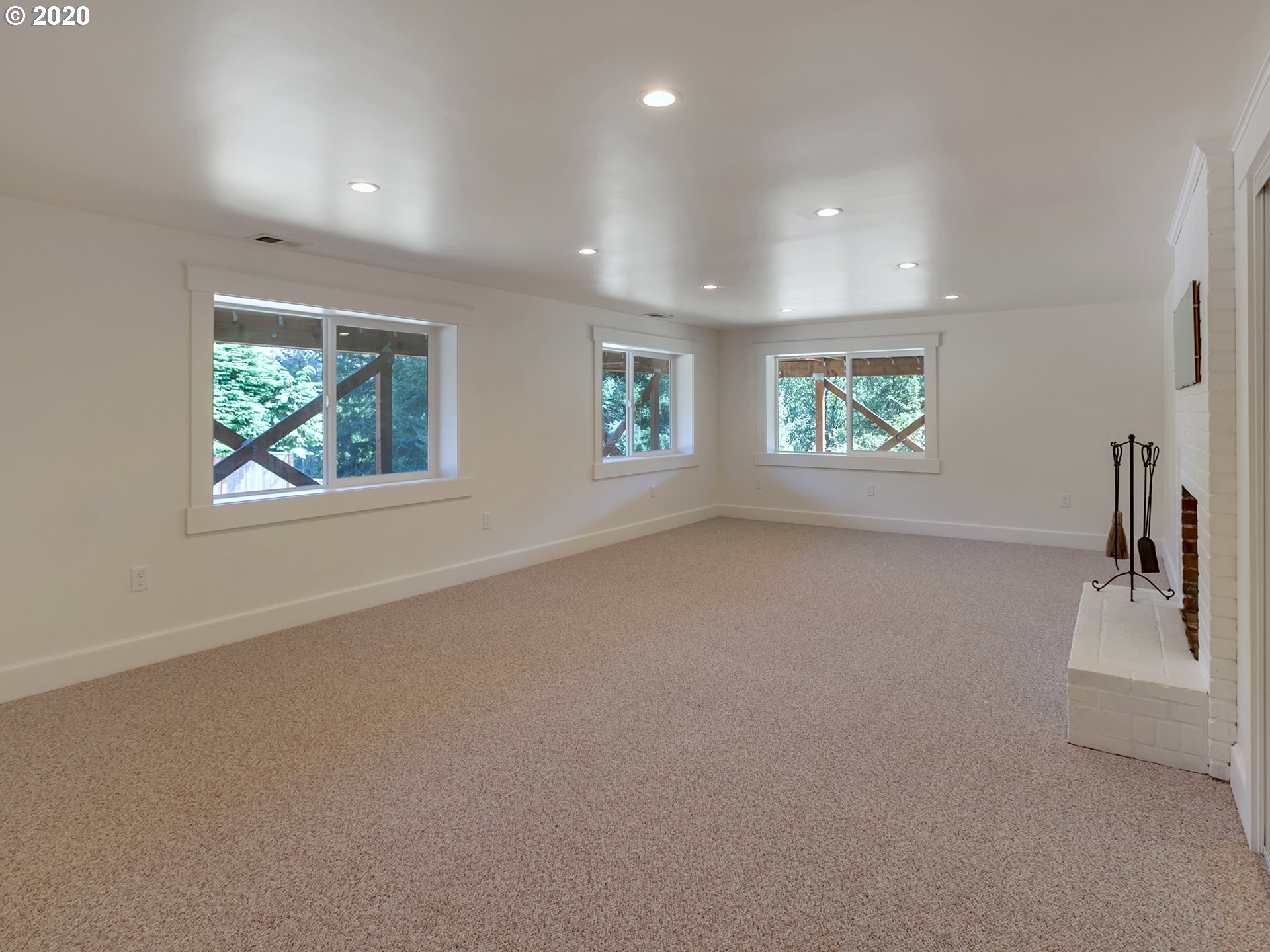 1050 Southwest Stephenson Street Portland, OR 97219 - Photo 21 of 32 Gallery Image 21