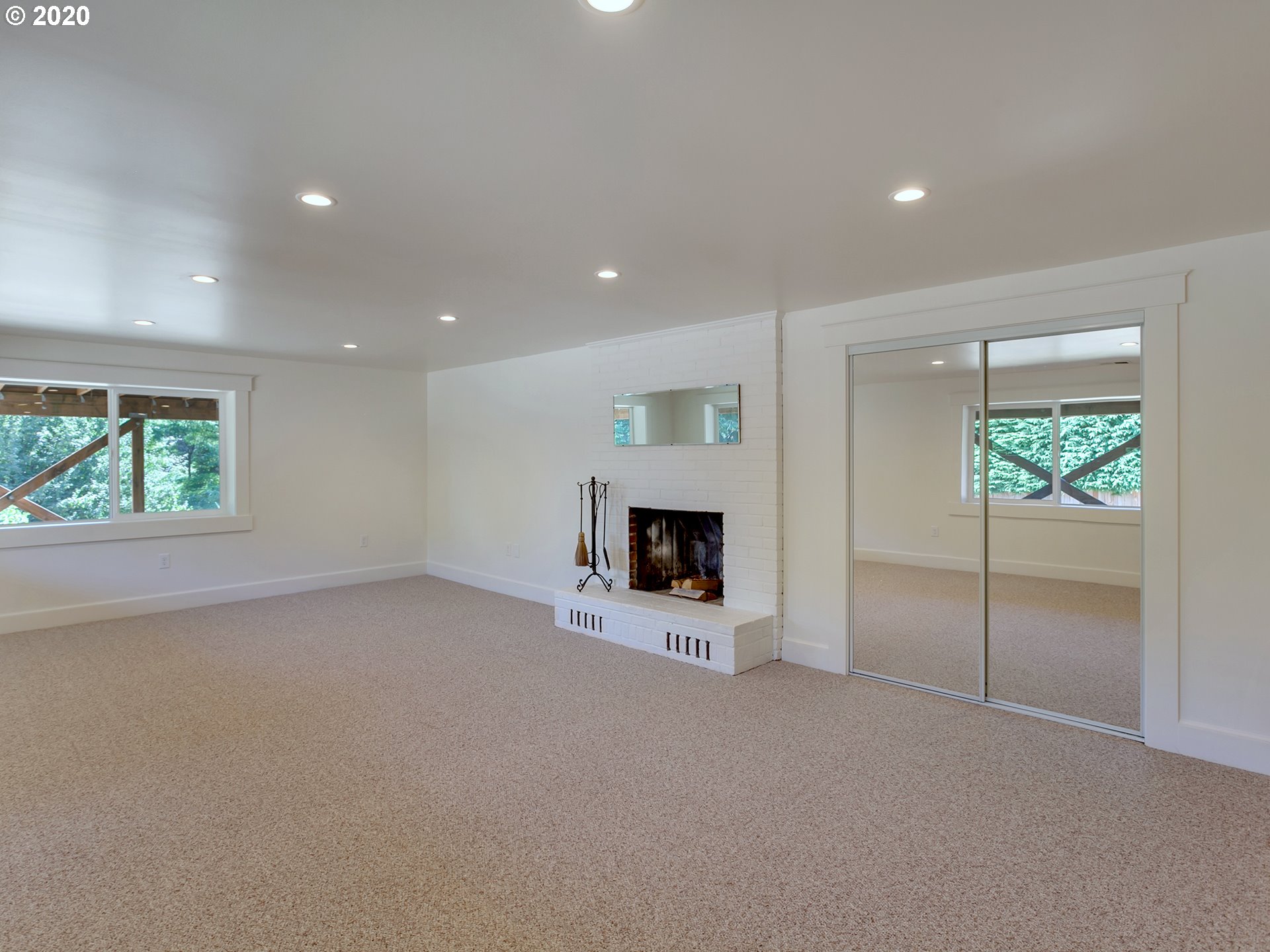 1050 Southwest Stephenson Street Portland, OR 97219 - Photo 22 of 32 Gallery Image 22
