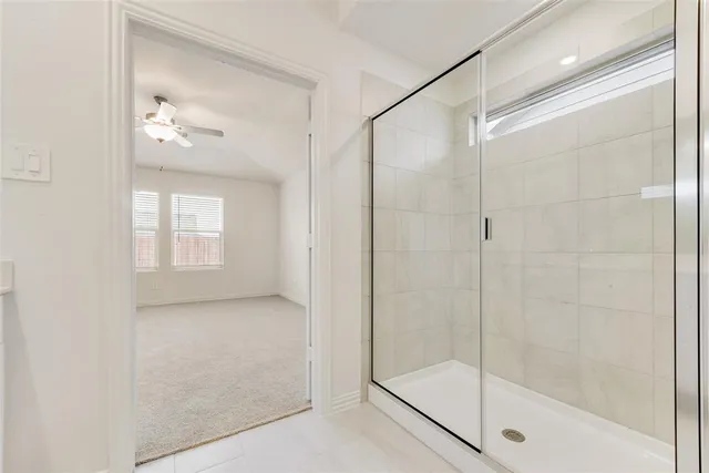 $2,550 | 6624 Vly Lk Lane, Fort Worth, TX 76036