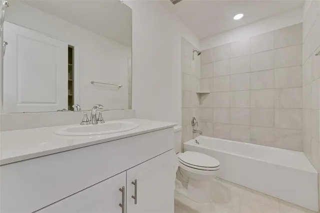 $2,550 | 6624 Vly Lk Lane, Fort Worth, TX 76036