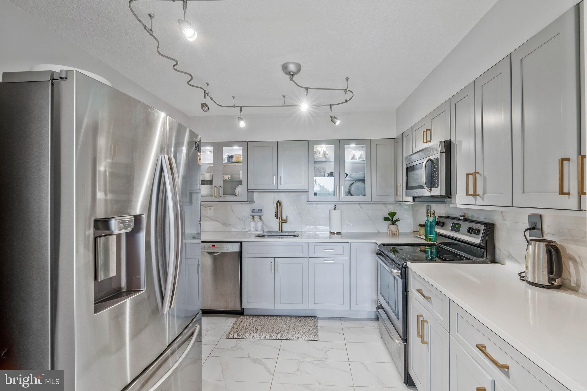1808 Old Meadow Road, Unit 612 McLean, VA 22102 - Photo 9 of 23