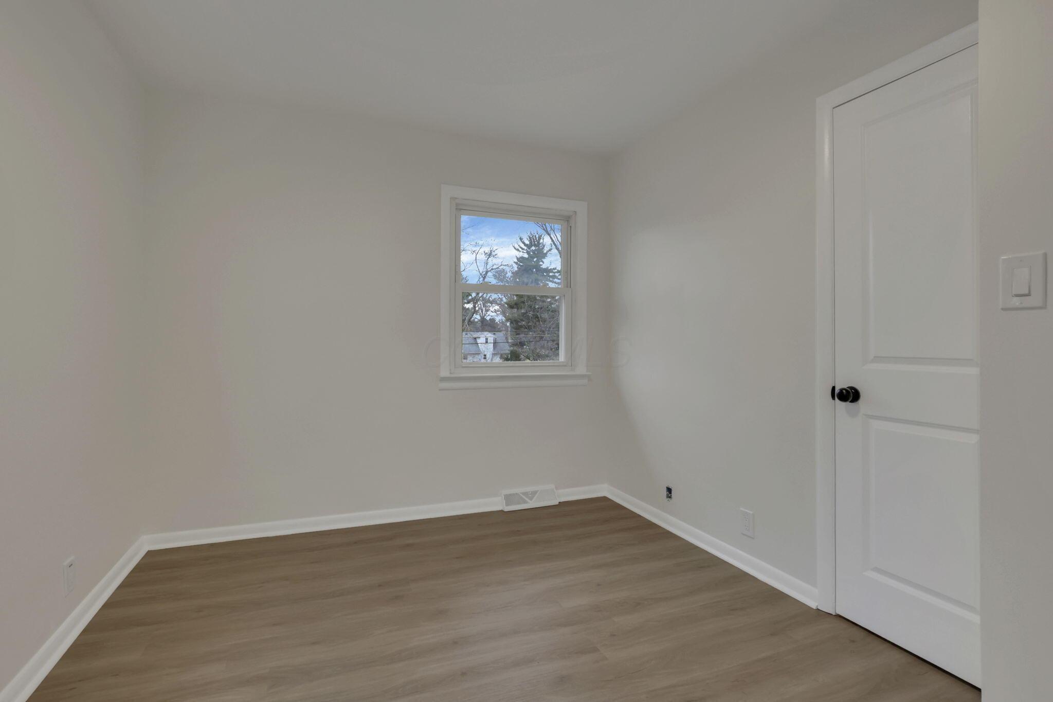 115 Hill Road South Pickerington, OH 43147 - Photo 22 of 43 Bedroom