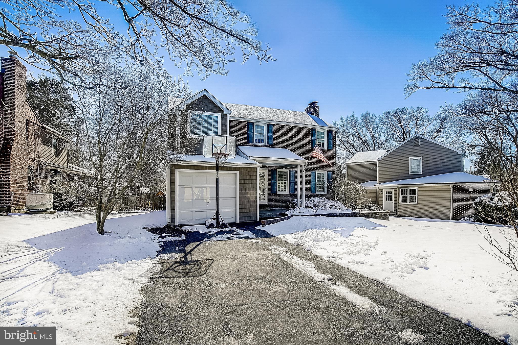 406 Crest Road Oreland, PA 19075 - Photo 4 of 36 Gallery Image 4