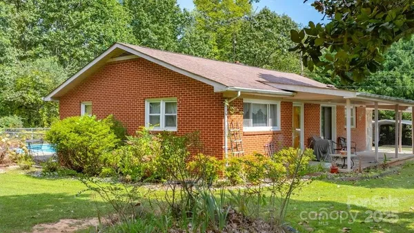 $284,900 | 489 Ned Mcgimsey Road, Nebo, NC 28761