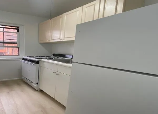 $259,000 | 141-33 78th Avenue, Unit 2C | Kew Gardens Hills