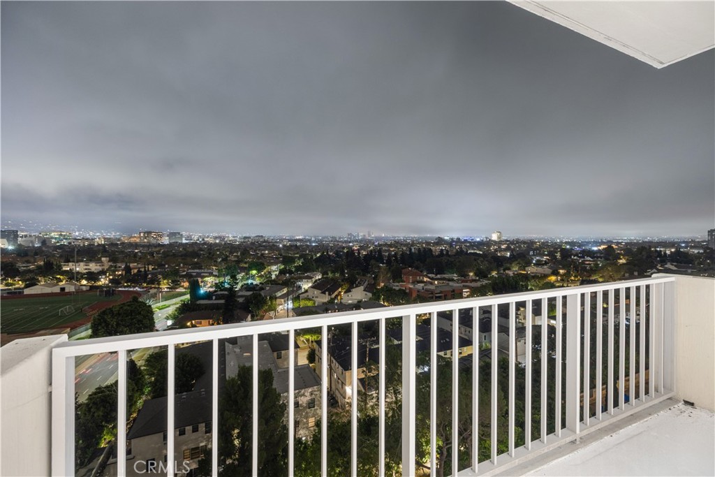 2160 Century Park East, Unit 902 Los Angeles, CA 90067 - Photo 16 of 51 a view of a city view from a roof deck