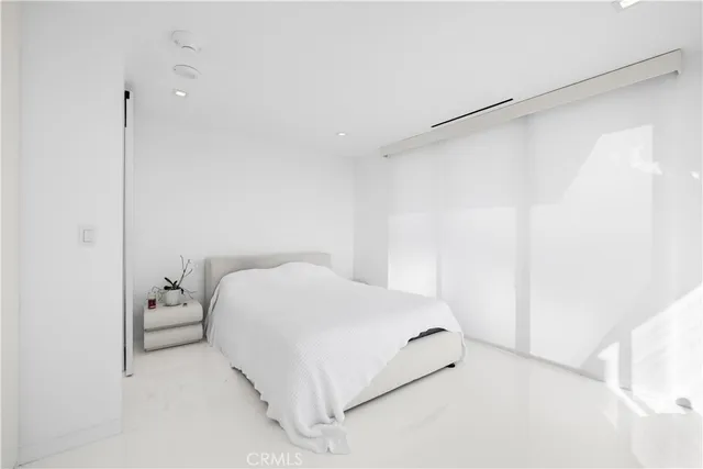 a picture of a city view