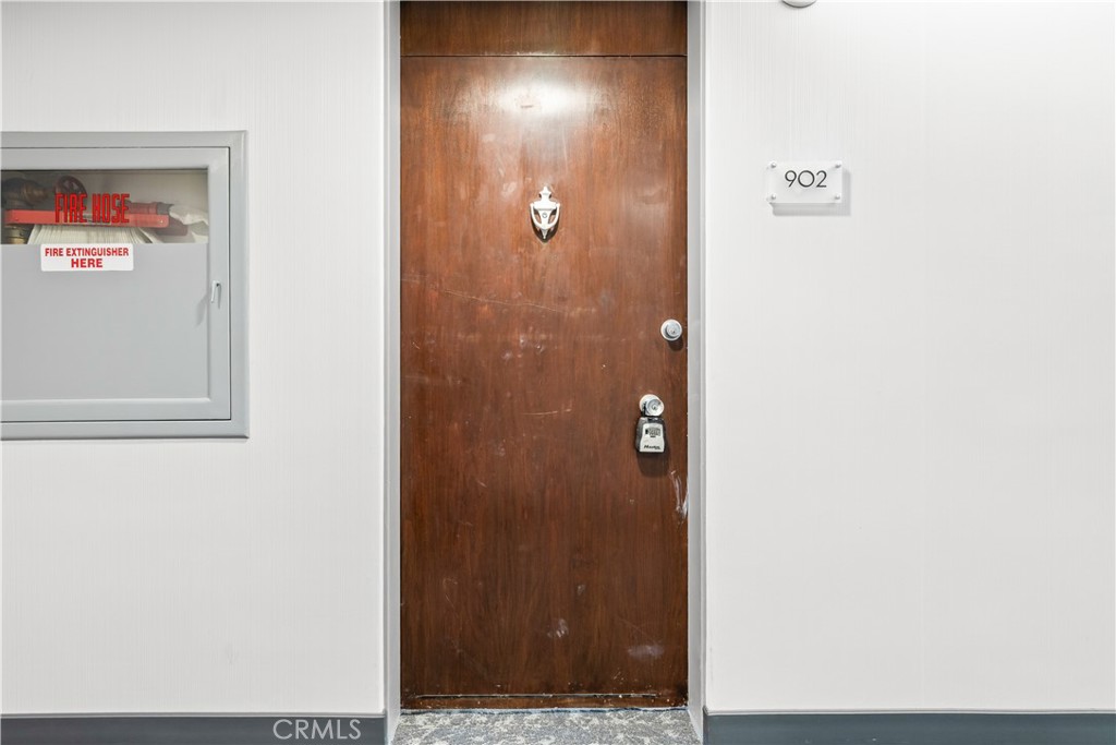 2160 Century Park East, Unit 902 Los Angeles, CA 90067 - Photo 51 of 51 a view of elevator