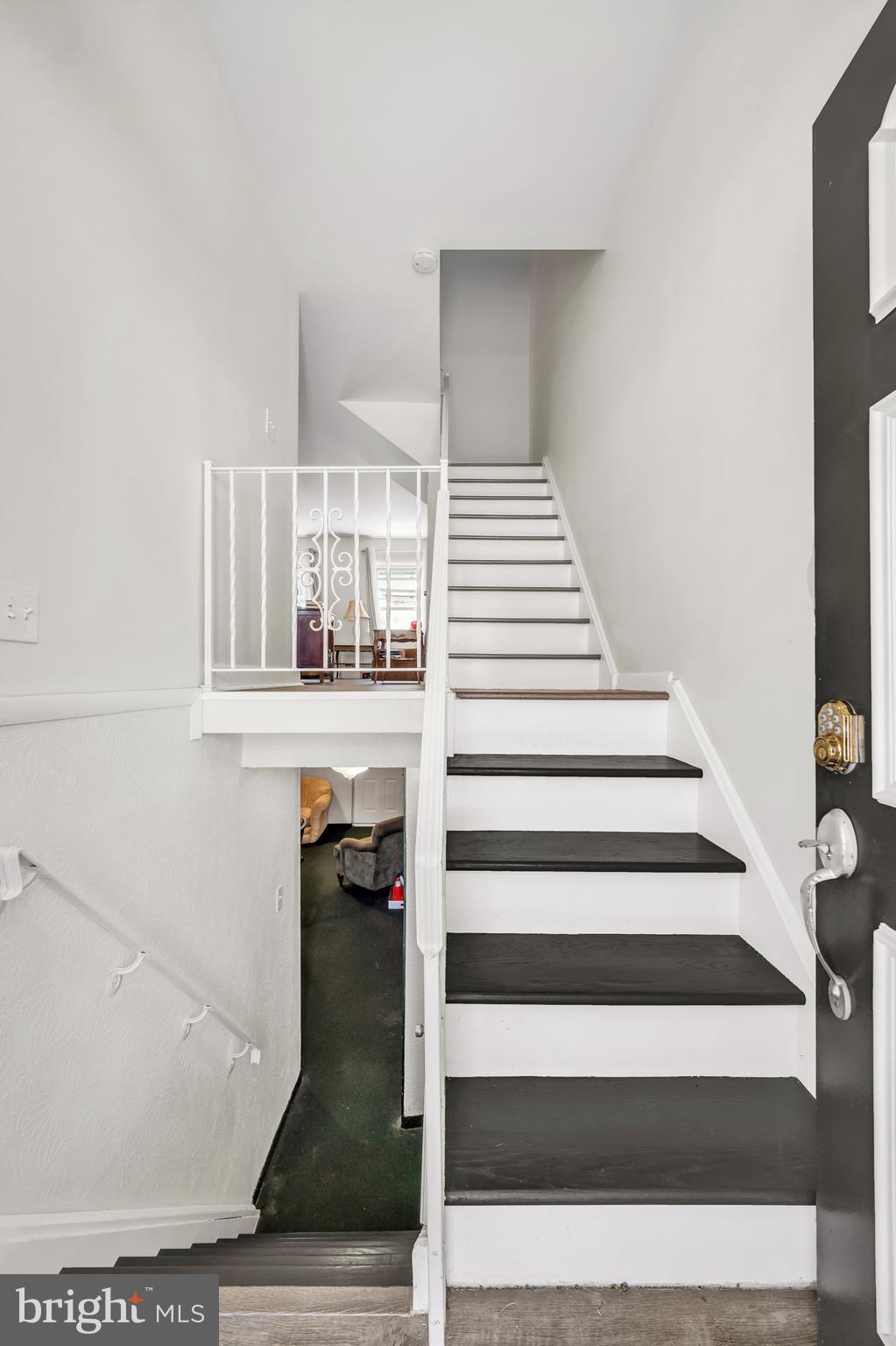3116 Holly Road Philadelphia, PA 19154 - Photo 5 of 26