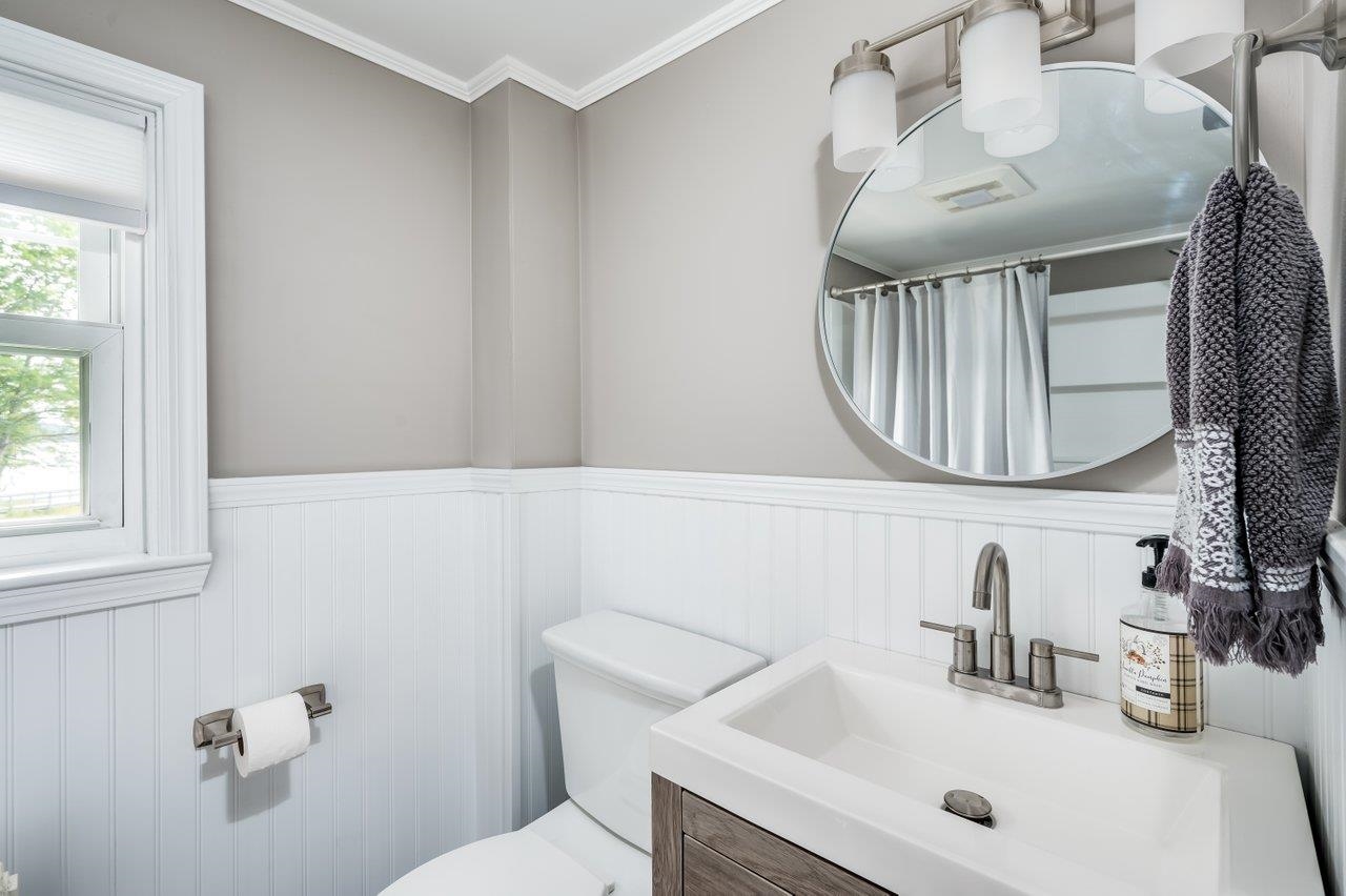 354 Dover Point Road Dover, NH 03820 - Photo 23 of 52