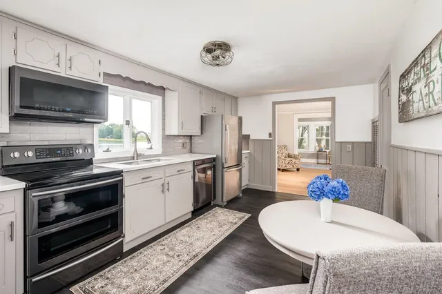 $745,000 | 354 Dover Point Road, Dover, NH 03820