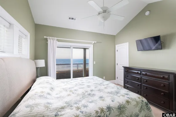 $3,949,000 | 991 Lighthouse Drive, Corolla, NC 27927