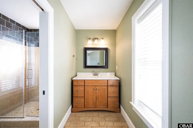 $3,999,000 | 991 Lighthouse Drive, Corolla, NC 27927