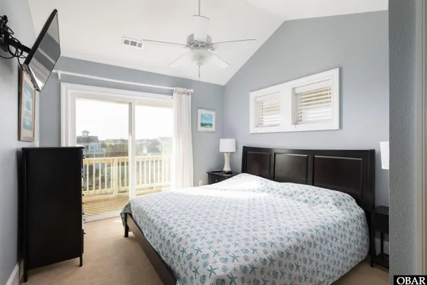 $3,949,000 | 991 Lighthouse Drive, Corolla, NC 27927