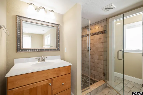 $3,949,000 | 991 Lighthouse Drive, Corolla, NC 27927