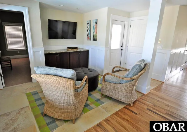 $3,999,000 | 991 Lighthouse Drive, Corolla, NC 27927