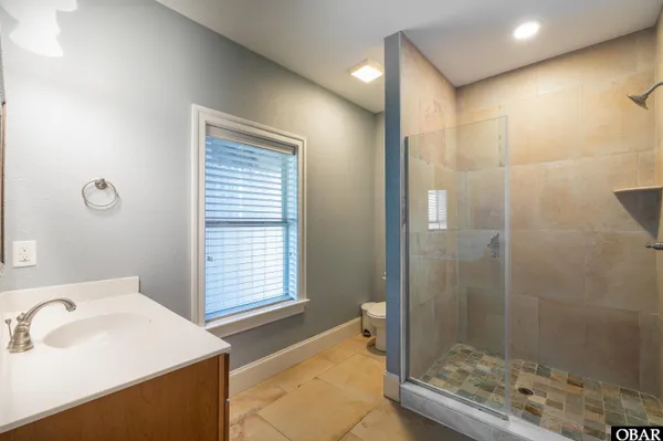 $3,949,000 | 991 Lighthouse Drive, Corolla, NC 27927