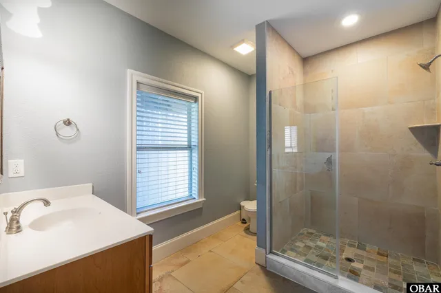 $3,999,000 | 991 Lighthouse Drive, Corolla, NC 27927