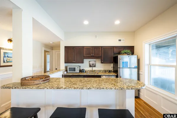 $3,949,000 | 991 Lighthouse Drive, Corolla, NC 27927