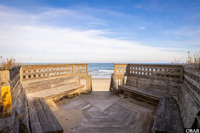 $3,999,000 | 991 Lighthouse Drive, Corolla, NC 27927