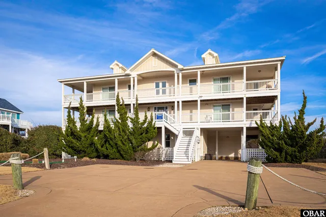 $3,999,000 | 991 Lighthouse Drive, Corolla, NC 27927