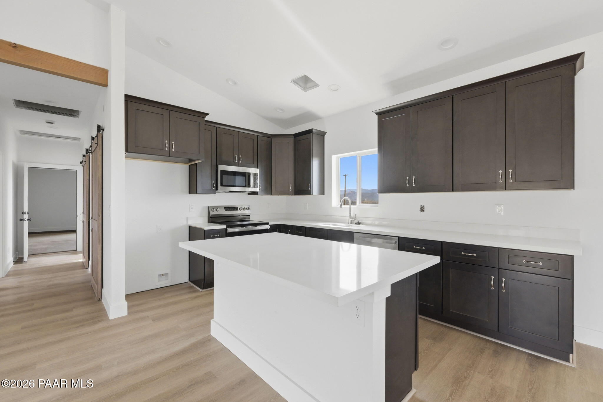 13650 East Soleil Down Road Mayer, AZ 86333 - Photo 11 of 30 16-Kitchen 2