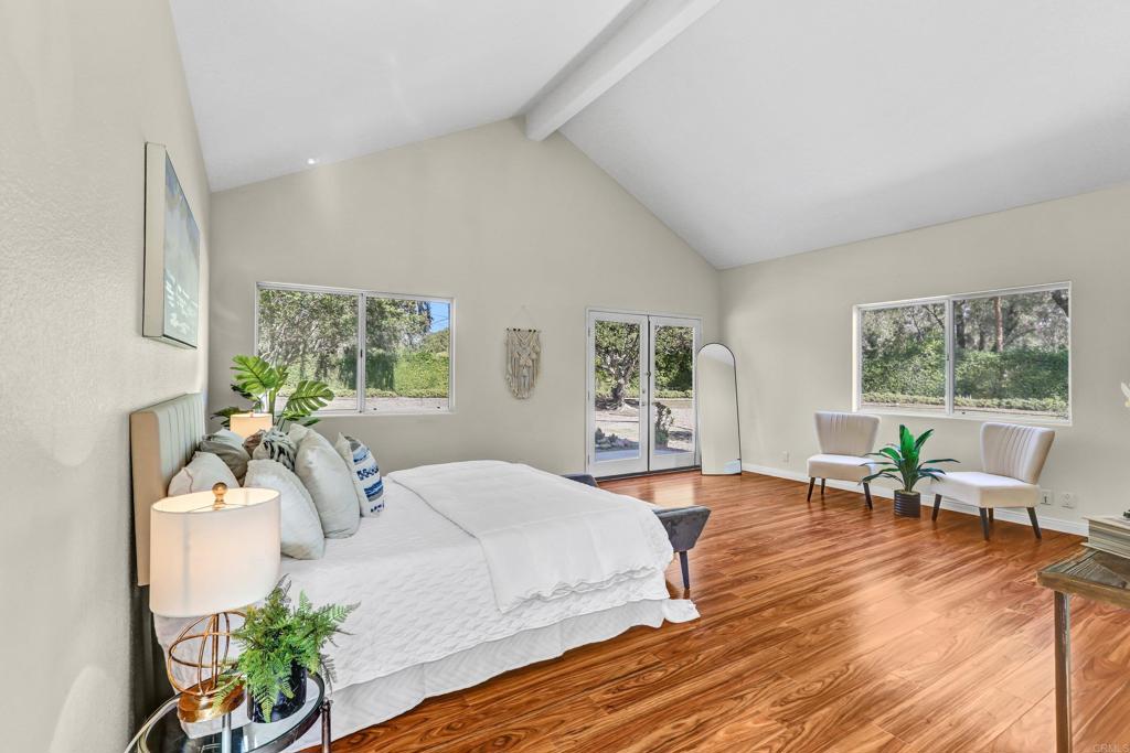 12236 Malabar Drive Poway, CA 92064 - Photo 18 of 32 a living room with furniture and a window