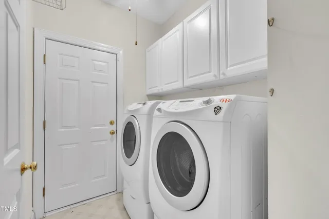 $275,000 | 220 Grand Pointe Drive, Garner, NC 27529