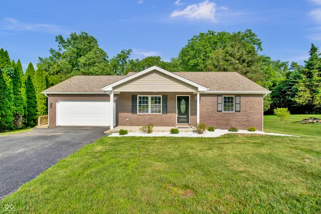 $309,999 | 935 South County Road 185 East, North Vernon, IN 47265