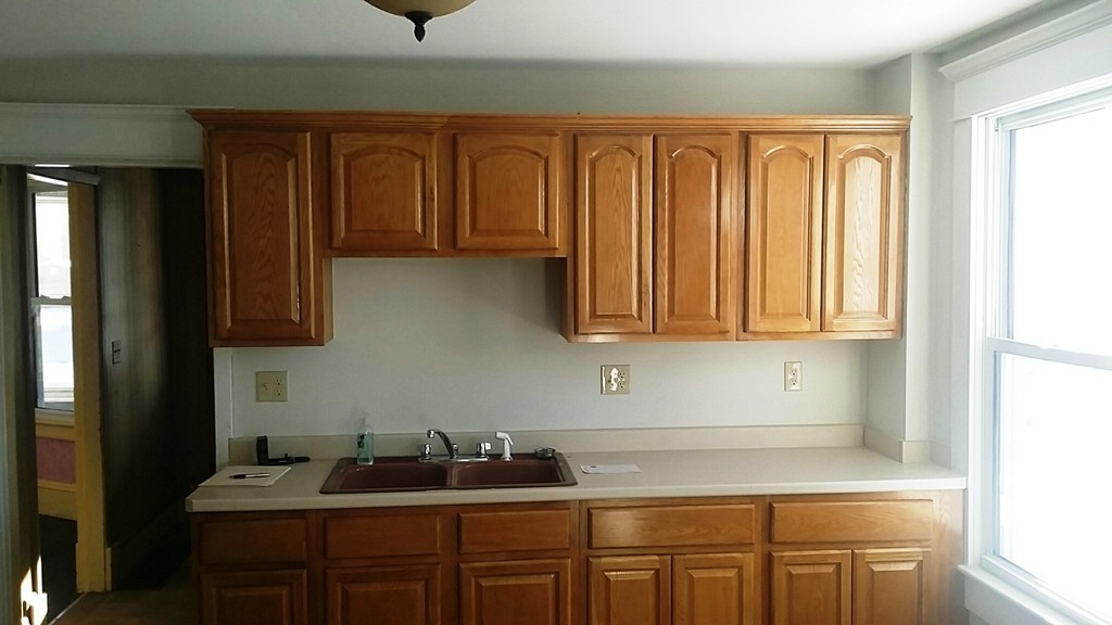 20 Home Street Springfield, MA 01104 - Photo 7 of 13
