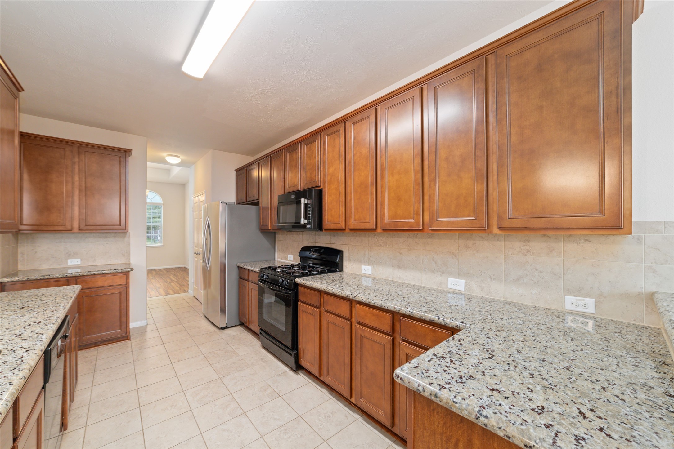 8919 Inglebrook Lane Houston, TX 77083 - Photo 9 of 21