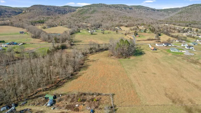 $225,000 | 10.12 Old State Highway 28, Dunlap, TN 37327