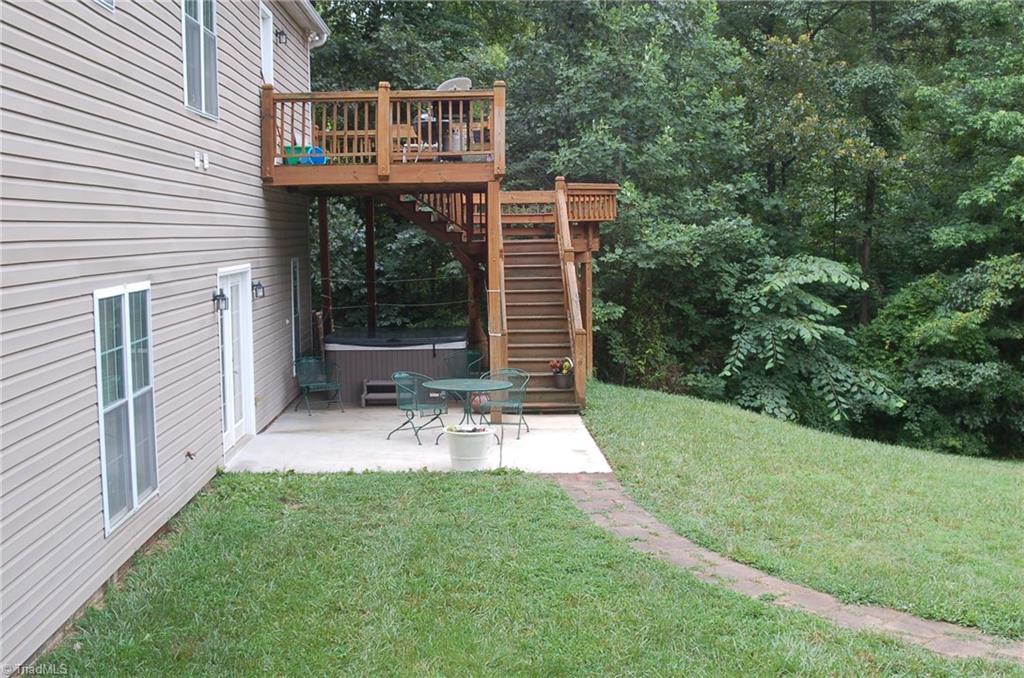 2993 Dillon Road Jamestown, NC 27282 - Photo 4 of 25 Gallery Image 4