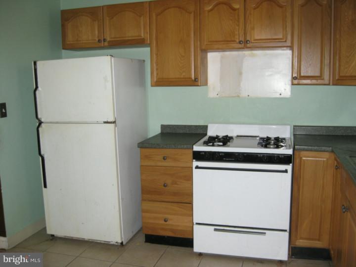 7550 Verree Road Philadelphia, PA 19111 - Photo 9 of 25 Kitchen