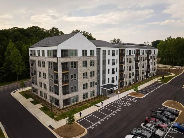 $1,702 | 9132 Senator Royall Drive, Unit A1, Charlotte, NC 28262