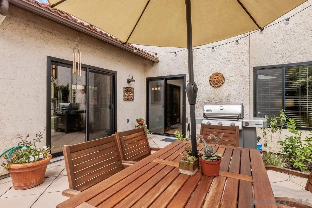 2206 Summerhill Drive Encinitas, CA 92024 - Photo 19 of 33 a outdoor space with chairs