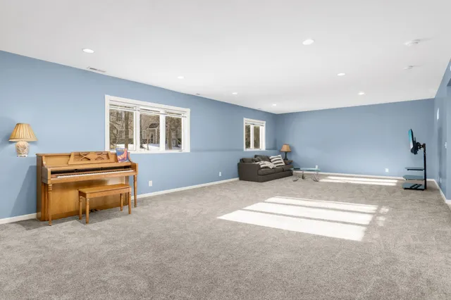 $715,000 | 18481 98th Place North, Maple Grove, MN 55311