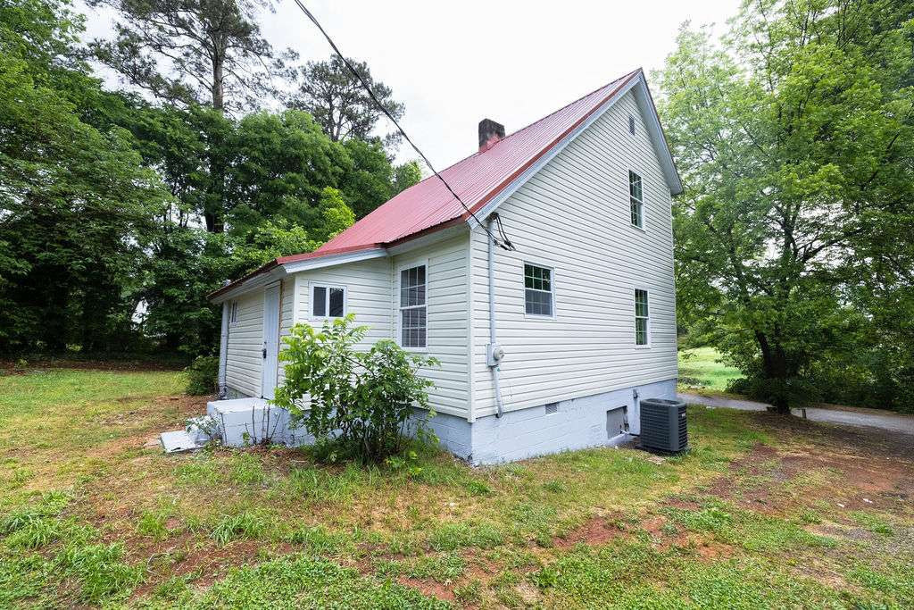 1502 Mitchell Street Anderson, SC 29624 - Photo 3 of 21 Gallery Image 3