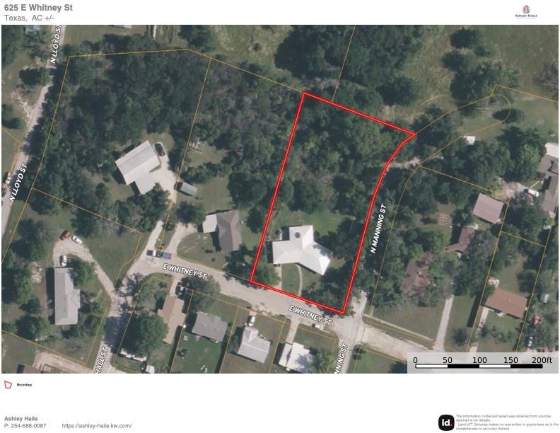 625 East Whitney Street Hamilton, TX 76531 - Photo 36 of 36 a black and white photo of a room