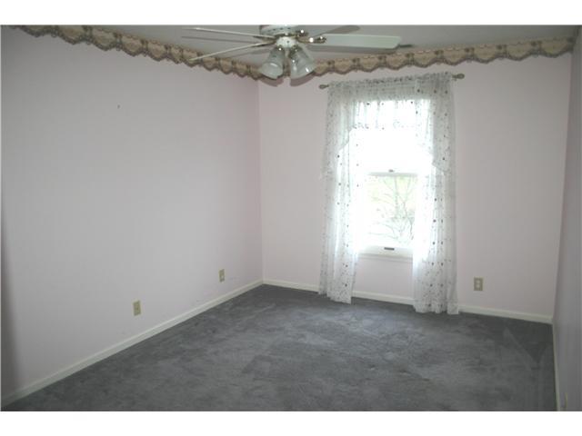 7733 Hidden Ridge Fishers, IN 46038 - Photo 11 of 16 Gallery Image 11