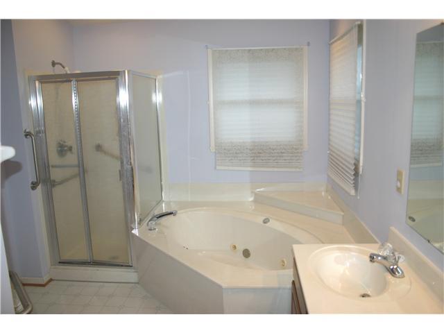 7733 Hidden Ridge Fishers, IN 46038 - Photo 8 of 16 Gallery Image 8