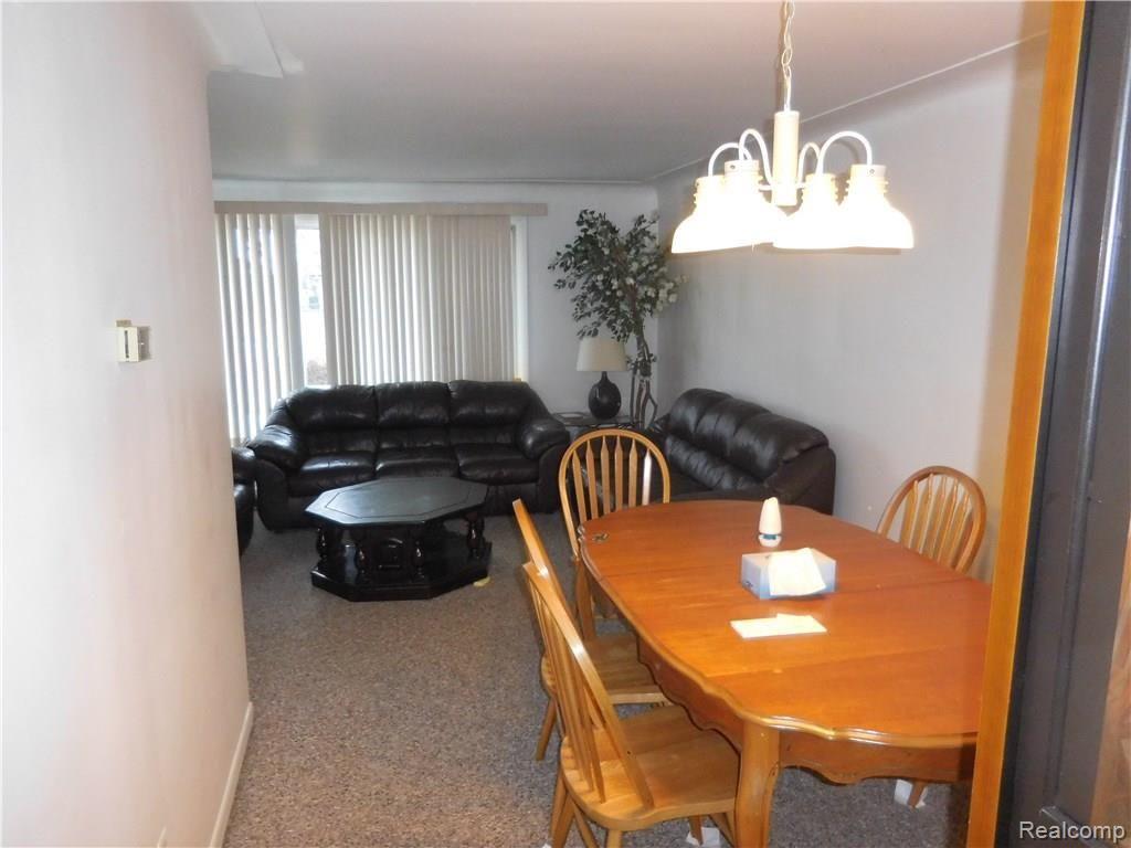 17619 21 Mile Road Macomb, MI 48044 - Photo 8 of 24 DSCN0232.JPG