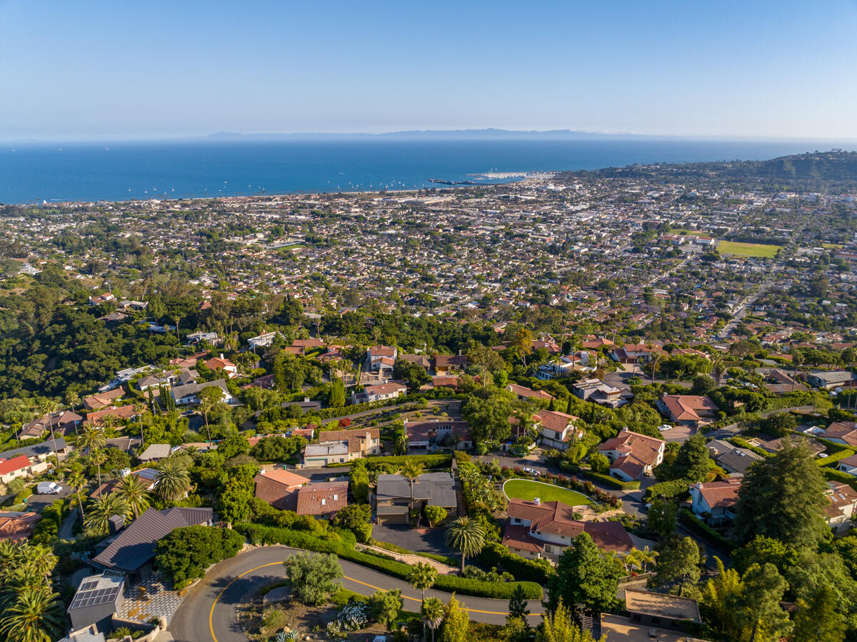 624 Las Alturas Road Santa Barbara, CA 93103 - Photo 28 of 28 Drone view to Ocean