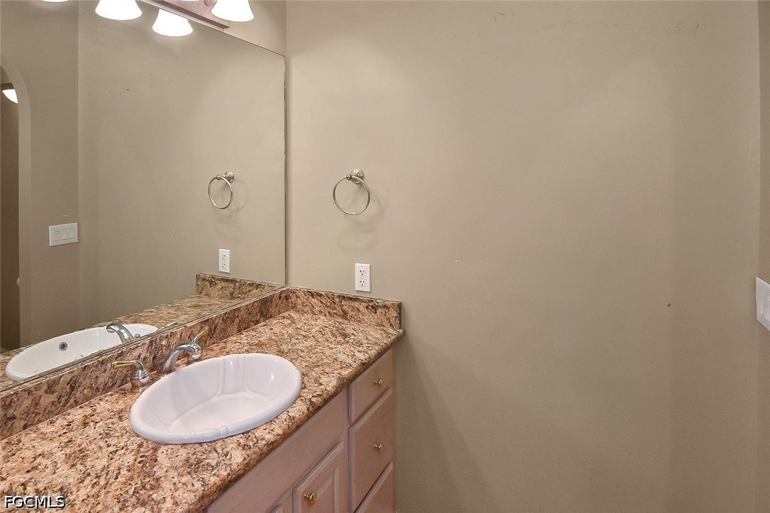 2808 Southwest 33rd Terrace Cape Coral, FL 33914 - Photo 31 of 44