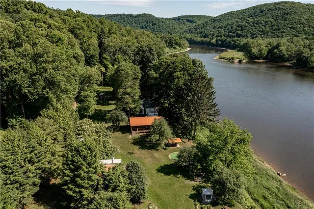 $489,000 | 470 Truitt Road, Kennerdell, PA 16374