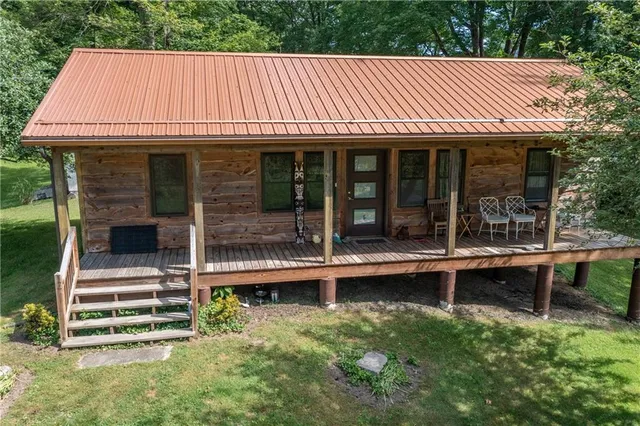 $489,000 | 470 Truitt Road, Kennerdell, PA 16374