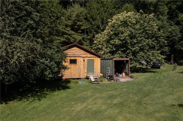 $489,000 | 470 Truitt Road, Kennerdell, PA 16374