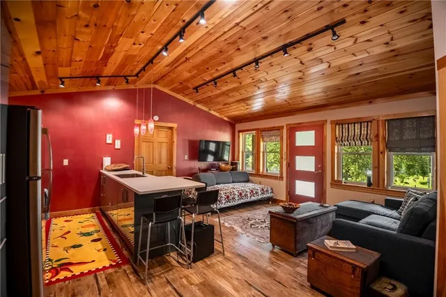 $489,000 | 470 Truitt Road, Kennerdell, PA 16374